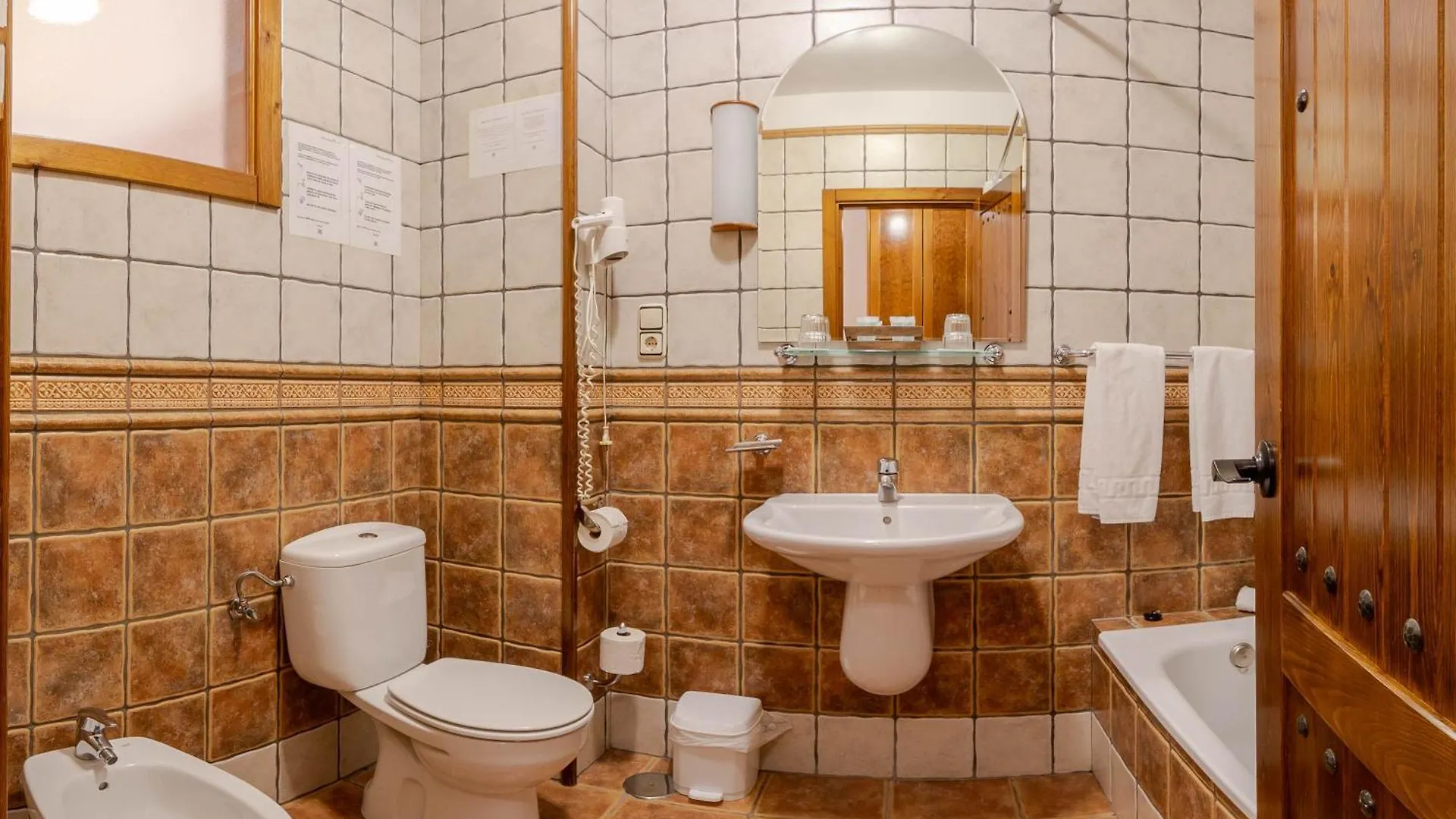 **  Hotel La Fragua II Trevélez Spanien